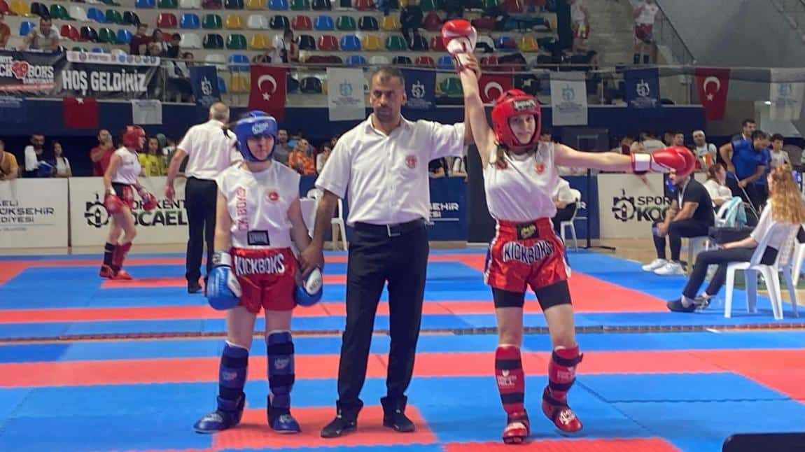 Kickboks Türkiye Şampiyonasında Takımımız 16 Derece ile Dönmüştür